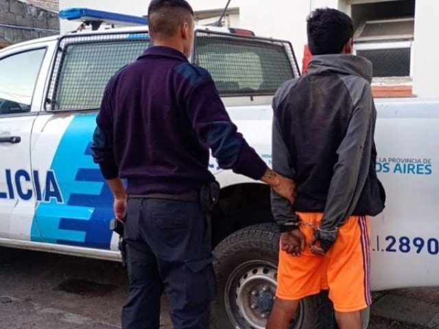 Lo aprehendieron tras robar 20 litros de combustible